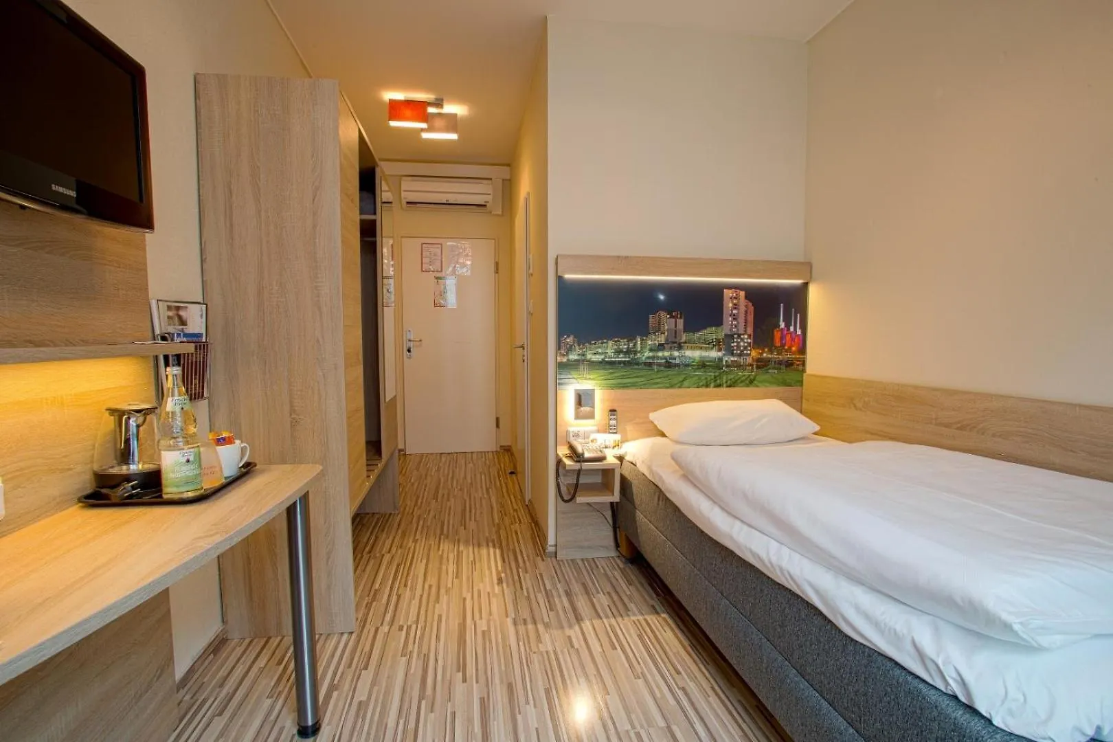 City Hotel Hannover 3*,  Duitsland
